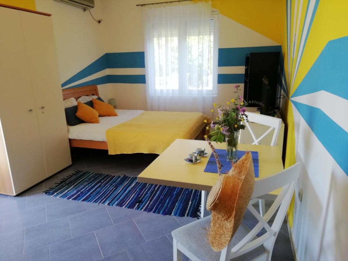 Mirta Apartments Family Farm Budva Eksteriør bilde