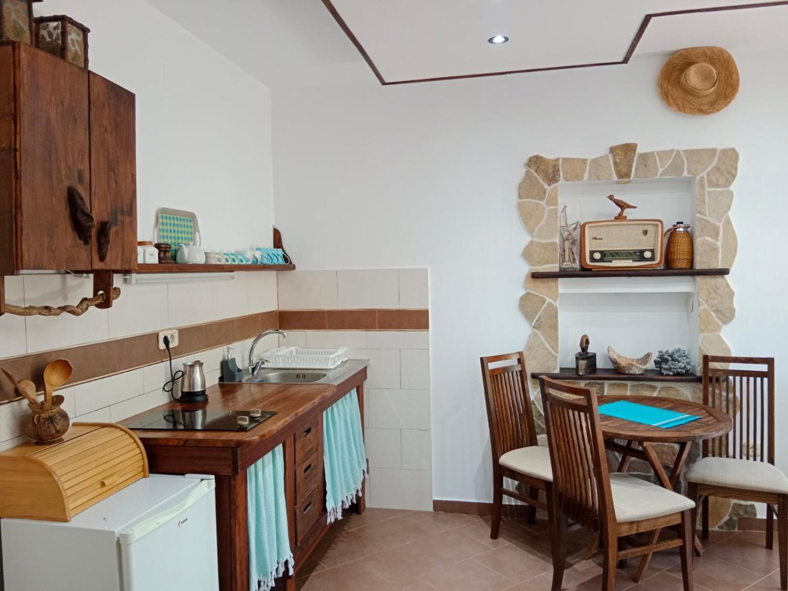 Mirta Apartments Family Farm Budva Eksteriør bilde