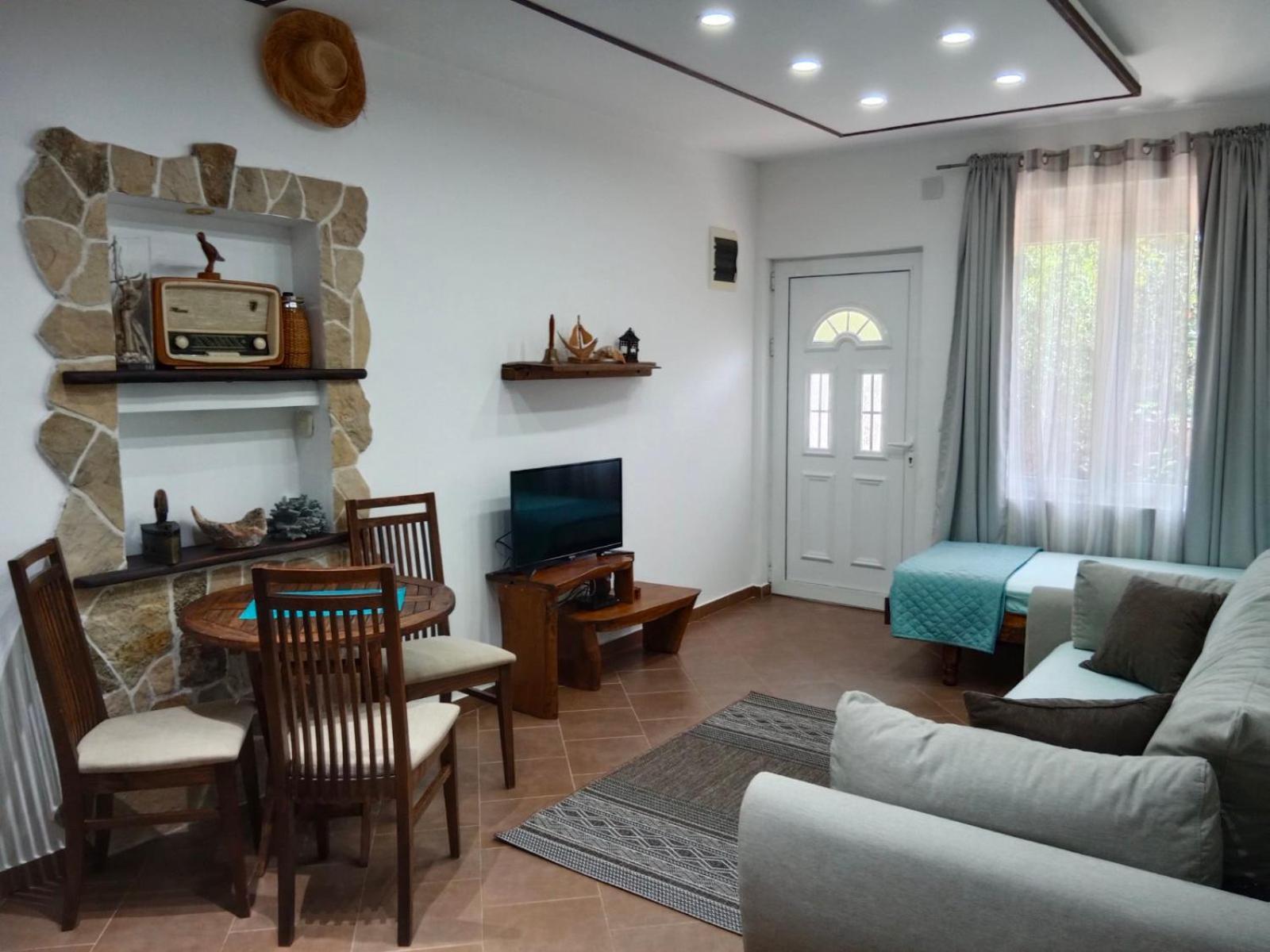Mirta Apartments Family Farm Budva Eksteriør bilde